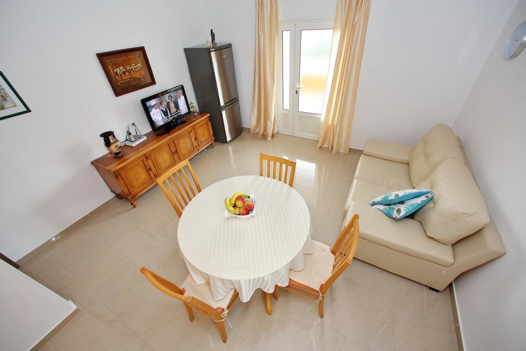 Apartments Kero Bibinje Exterior photo